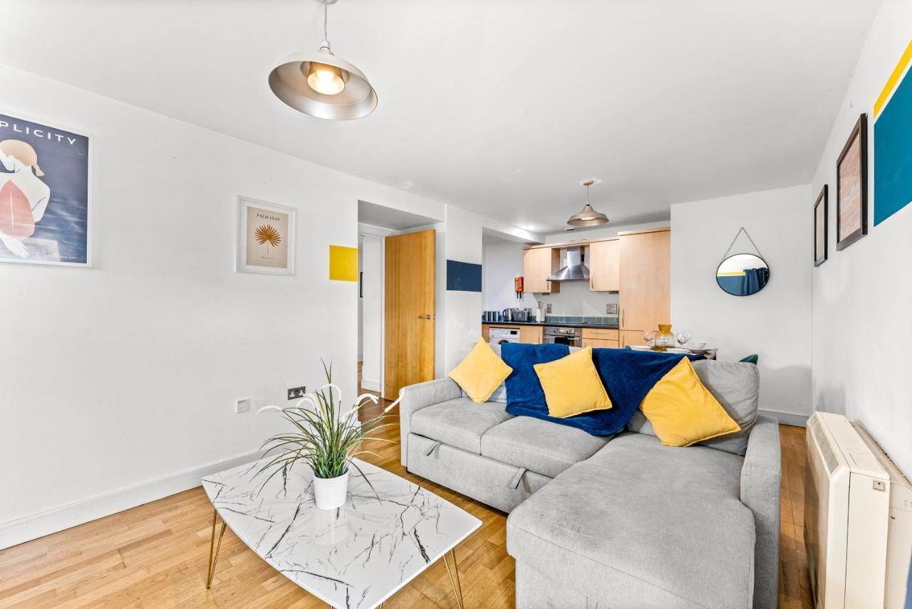 Enchanting Bristol Abode -Sleeps 6 With Balcony! Exterior photo