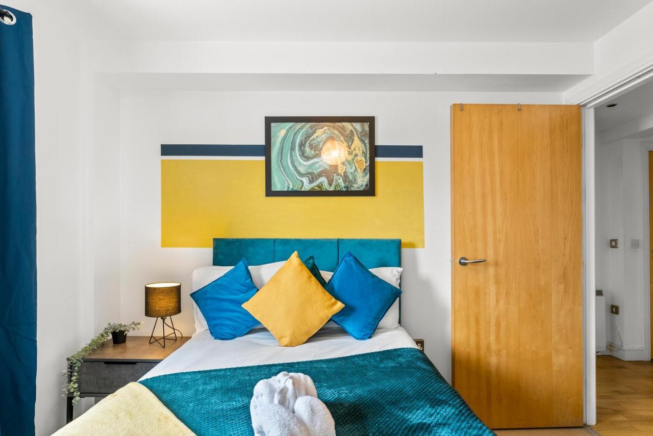 Enchanting Bristol Abode -Sleeps 6 With Balcony! Exterior photo